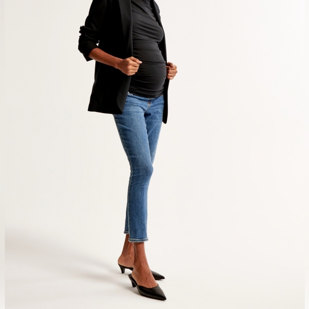 Abercrombie Maternity Super Skinny Ankle Jean in medium wash